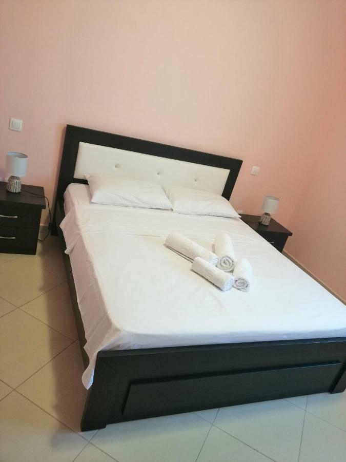 Helen'S House Apartment Ksamil Room photo