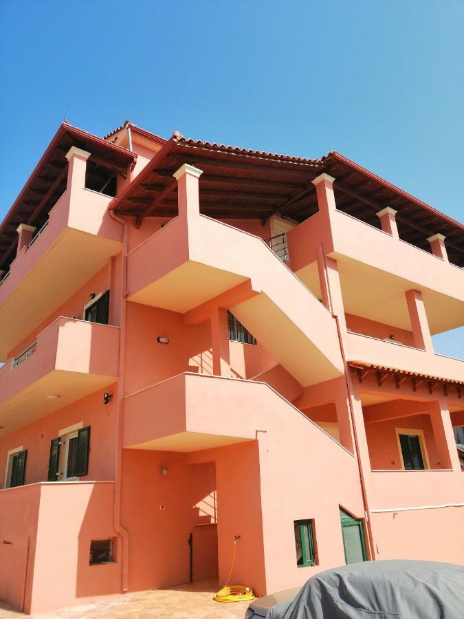 Helen'S House Apartment Ksamil Exterior photo